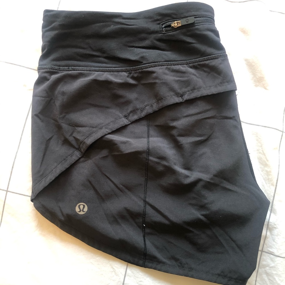 Lululemon Speed Up Short Size 6 Long 4” Black